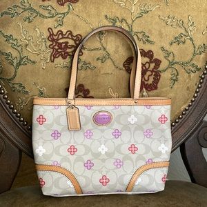 Brand New COACH Handbag/Purse